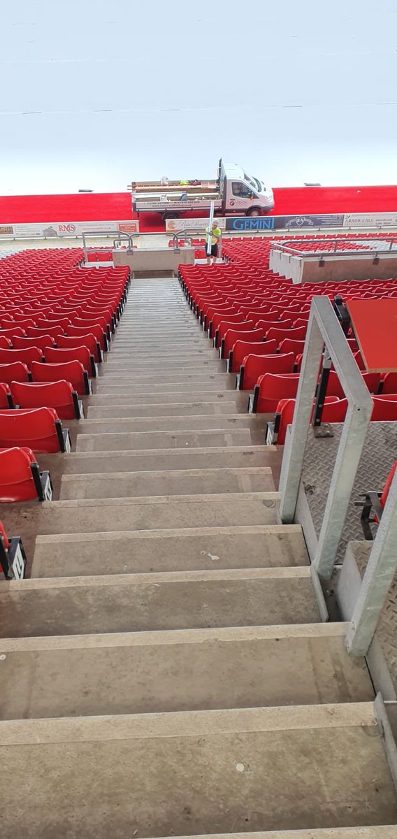 Missing the football season, but it does mean we get to work here 😍even the colours match 🔴⚪️⚫️ #upthevision #saintsfc #wemarchon #scaffold