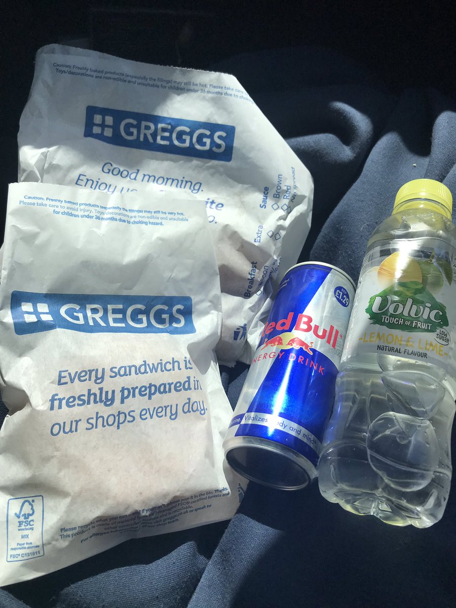 DJ’s breakfast 😊🎼🎧 <a href="/emzdnb/">Emz Oleskool</a> @koollondon <a href="/essexgal80/">Essexbird x💋🧚‍♀️💅💓💚🌼🎶🎶</a> <a href="/DC__Cru/">The DC Cru</a> @CurryFiend1 @SE23LADY @chelseagirl72