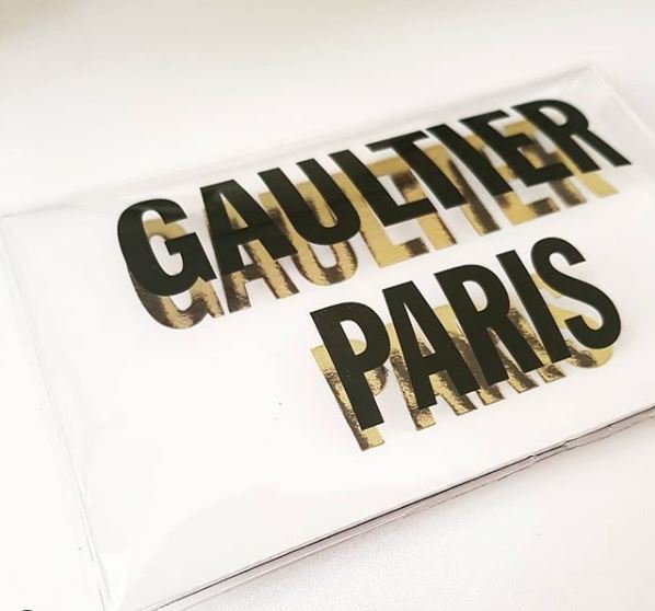 jc_keller's tweet photo. Fabrication sur mesure des cartons d'invitation gonflables pour la présentation de la collection haute couture automne-hiver 2019-20 Jean Paul Gaultier 💃🎈

#gonflable #inflatable #mode #JeanPaulGaultier #surmesure #hautecouture https://t.co/IcCpxj7ZRu