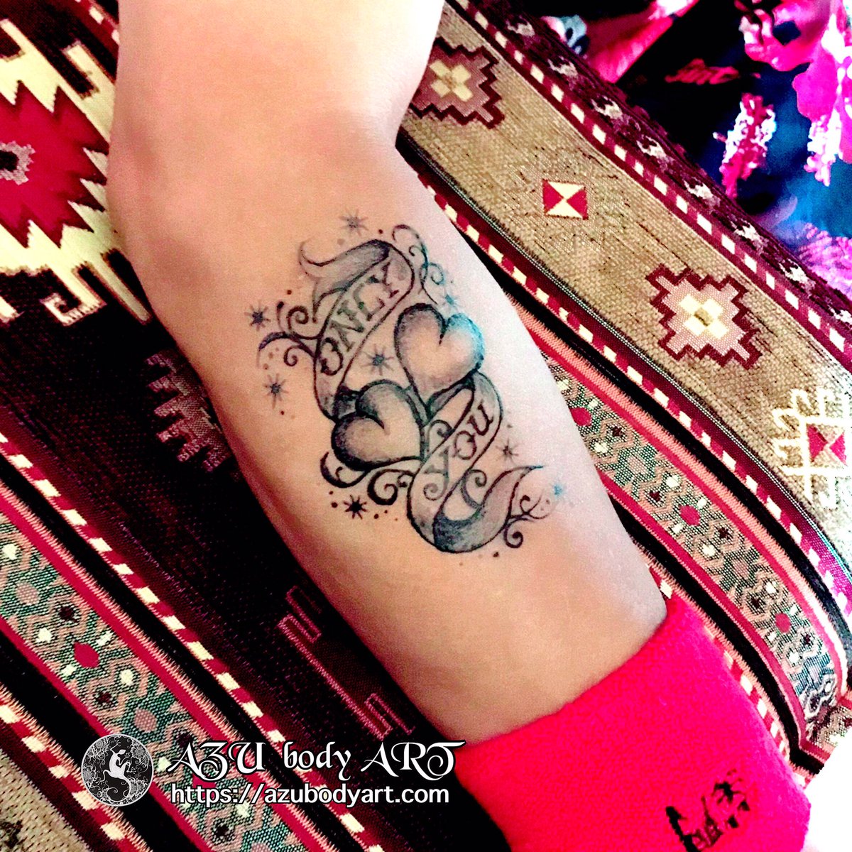 Azu Body Art ジャグアタトゥー大阪 ヘナタトゥー大阪 على تويتر お持ち込み画像を参考にしたハート ルーン文字3つ ジャグアタトゥー大阪 Jagua Jaguatattoo Mehndi Henna Hennatattoo Hennabodyart ジャグア ジャグアタトゥー メヘンディ ヘナ