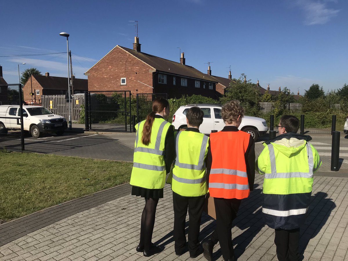 MrFraher's tweet photo. Traffic survey #2 monitoring traffic flow through the school gates. Great to see @KBuccleuchA Secondary School Council taking ownership over improving road safety. @KetteringBC  @NTelegraph #roadsafety https://t.co/dzHjptgxaz