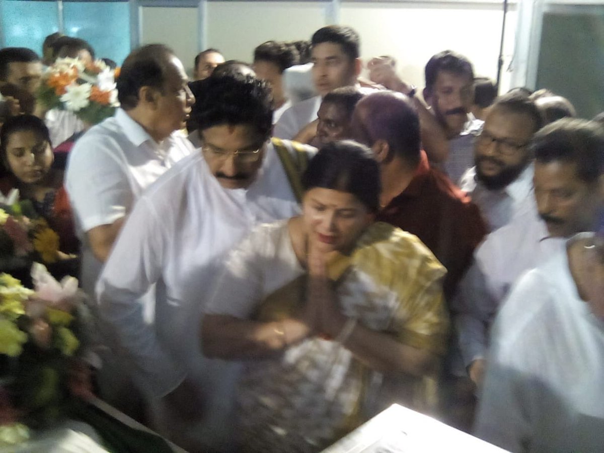 ಗುರುವಾರ ನಿಧನರಾದ ಕಾರ್ಕಳದ ಮಾಜಿ ಶಾಸಕ ಗೋಪಾಲ ಭಂಡಾರಿ ಅವರಿಗೆ ಕಾರ್ಕಳದ ಕಿಸಾನ್ ಭವನದಲ್ಲಿ  ಅಂತಿಮ ನಮನವನ್ನು  ಸಲ್ಲಿಸಿದೆ 
ಇದೇ ವೇಳೆ ಮಾಜಿ ಮುಖ್ಯಮಂತ್ರಿ ಎಂ.ವೀರಪ್ಪ ಮೊಯಿಲಿ , ಮಾಜಿ ಸಚಿವರಾದ ವಿನಯ ಕುಮಾರ್ ಸೊರಕೆ,  ಪ್ರಮೋದ್ ಮಧ್ವರಾಜ್, ಶಾಸಕ ಸುನಿಲ್ ಕುಮಾರ್,  ಮಾಜಿ ಶಾಸಕ ಯು.ಆರ್. ಸಭಾಪತಿ ಮೊದಲಾದವರು  ಅಂತಿಮ ನಮನ ಸಲ್ಲಿಸಿದರು.