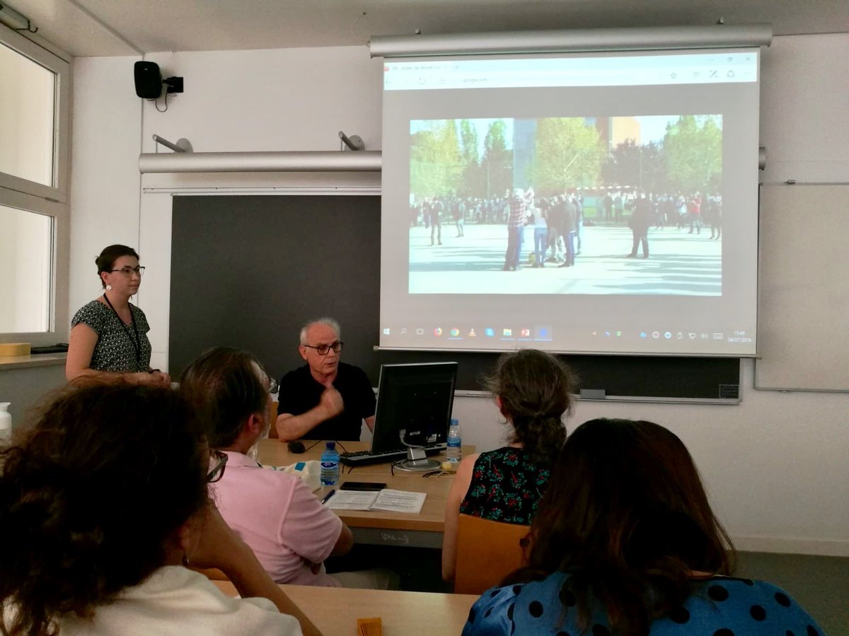 Presentació a càrrec de <a href="/AndreaCujba/">Andreea Cujba</a> i <a href="/AnicetCosialls/">Anicet Cosialls</a> en el marc del #CIMIE19 a <a href="/FEPTS_UdL/">Facultat Educació,Psicologia,Treball S. de la UdL</a> del projecte de <a href="/Guindavols/">Institut Guindavols</a>, en col.laboració amb el grup de recerca <a href="/COnTic15/">COnTic</a>