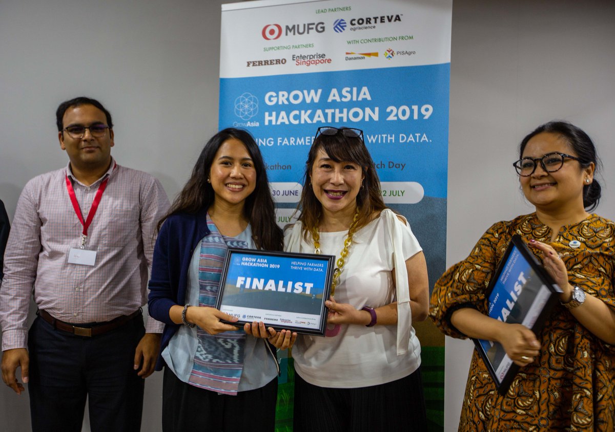 HARA_AgriTech's tweet photo. One of our proudest moment, HARA is shortlisted and successfully becoming finalist on Grow Asia Hackathon 2019 in Jakarta alongside SpiceUp, Habibi Garden, Patani and Crowde. Final will be held on July 22nd, 2019 in Singapore. Wish us luck! #WeAreHARA #HARAgri #GrowAsiaHackaton19 https://t.co/hyPtBB6cQb
