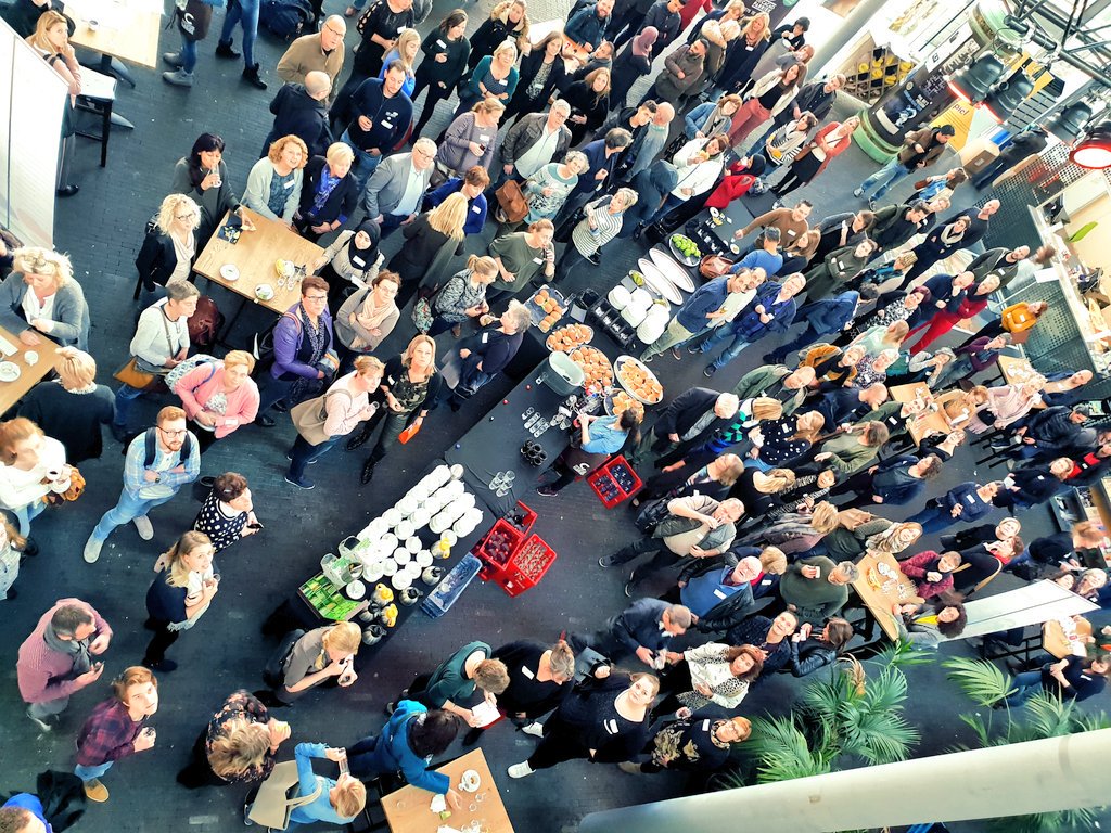 MANAGER GEZOCHT!  
We zijn op zoek naar een stevige inspirator en verbinder, een netwerker die op zoek gaat naar balans tussen de opdrachten in het sociaal domein en het belang van de organisatie. Wie durft deze uitdaging aan? 
levgroep.nl/vacature.asp?h…

#werkenbijlev #welzijn