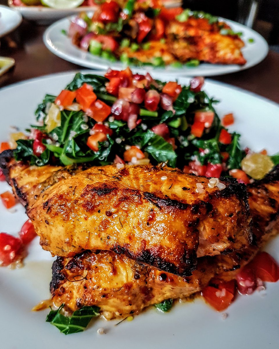 We've got delicious fresh, healthy dishes from our Superfood menu to choose from! Pick your protein and select your salads 😍

#sceneMCR