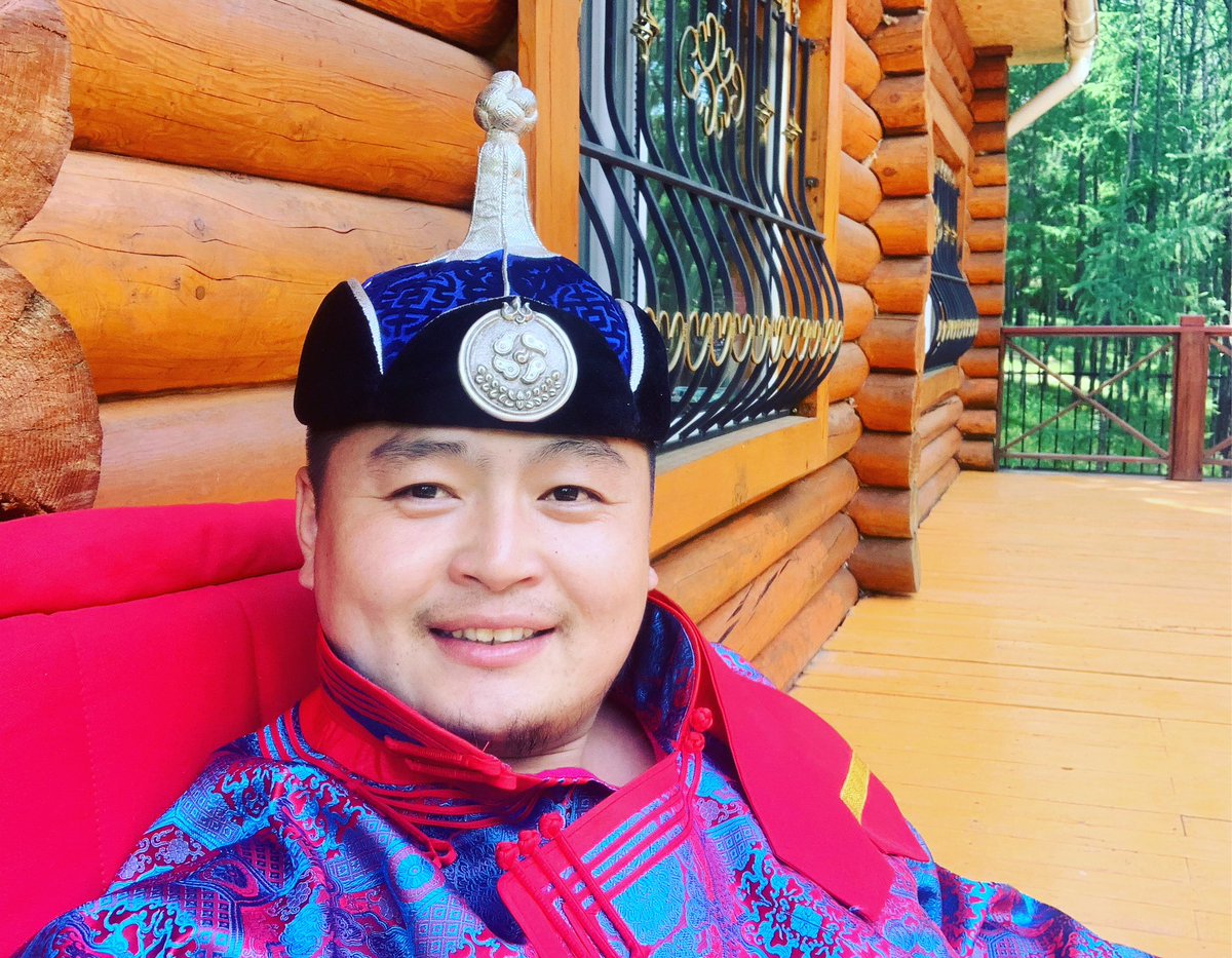 Наадам айсуй