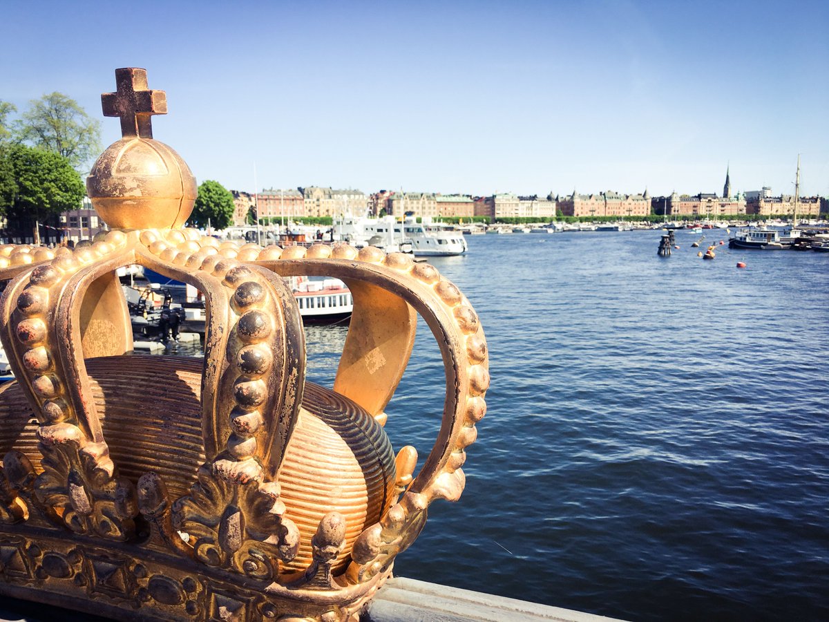 BDP_Denmark's tweet photo. Another curious Road Scholar arriving in Stockholm to learn and be lectured about Swedish daily life,  Stockholm history, Alfred Nobel and of course see the Vasa ship Museum - and learn how to FIKA.
#Roadscholar  #lifetimelearning #stockholm  #specialinterest #roadscholartours https://t.co/Z5vleUqEqg