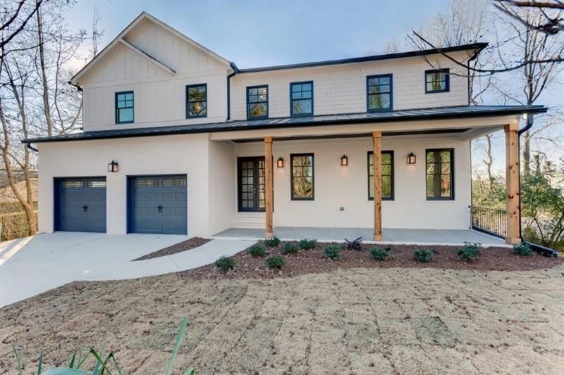 ChebarGroup's tweet image. For Sale in #Smyrna #Georgia, a modern house with open living spaces with abundance of natural light. See more at: atlanta.chebargroup.com/property/4232-…

#property