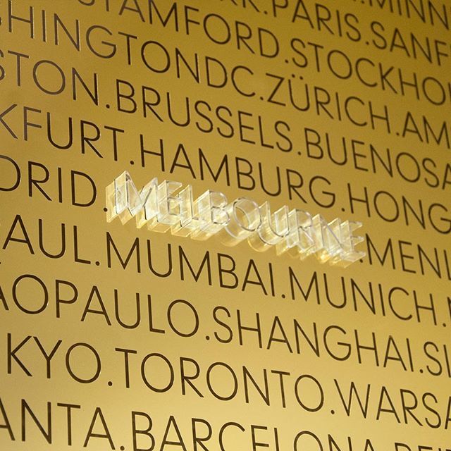 With over forty-five offices across the globe, Russell Reynolds Associates are one of the world's leading executive recruitment firms. Working in collaboration with Melbourne interiors practice @geyerdesign, the spacial branding and signage of their new … ift.tt/308itxG