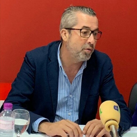 No es un buen día para l@s socialistas de Sevilla ni para nuestra Agrupación Local, hoy se nos ha ido José Muñoz, un defensor de derechos, libertades y justicia social. Descansa en paz compañero...