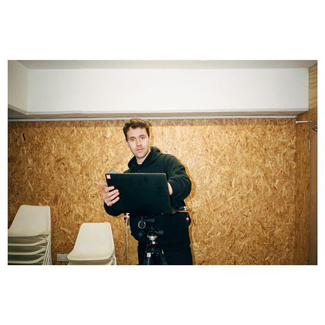 Stuart__Harper's tweet image. Recent job with Nike X ASOS. 💻📸👟 thanks for the shot @drurymiles #digitech #teching #digiop #dogitaloperator #photography #setlife #bets #kodakportra #contax #t2 #manfrotto #digiplate #inovativ #london #film #believeinfilm #apple #asos #fashion #lads… ift.tt/2L0y2UW