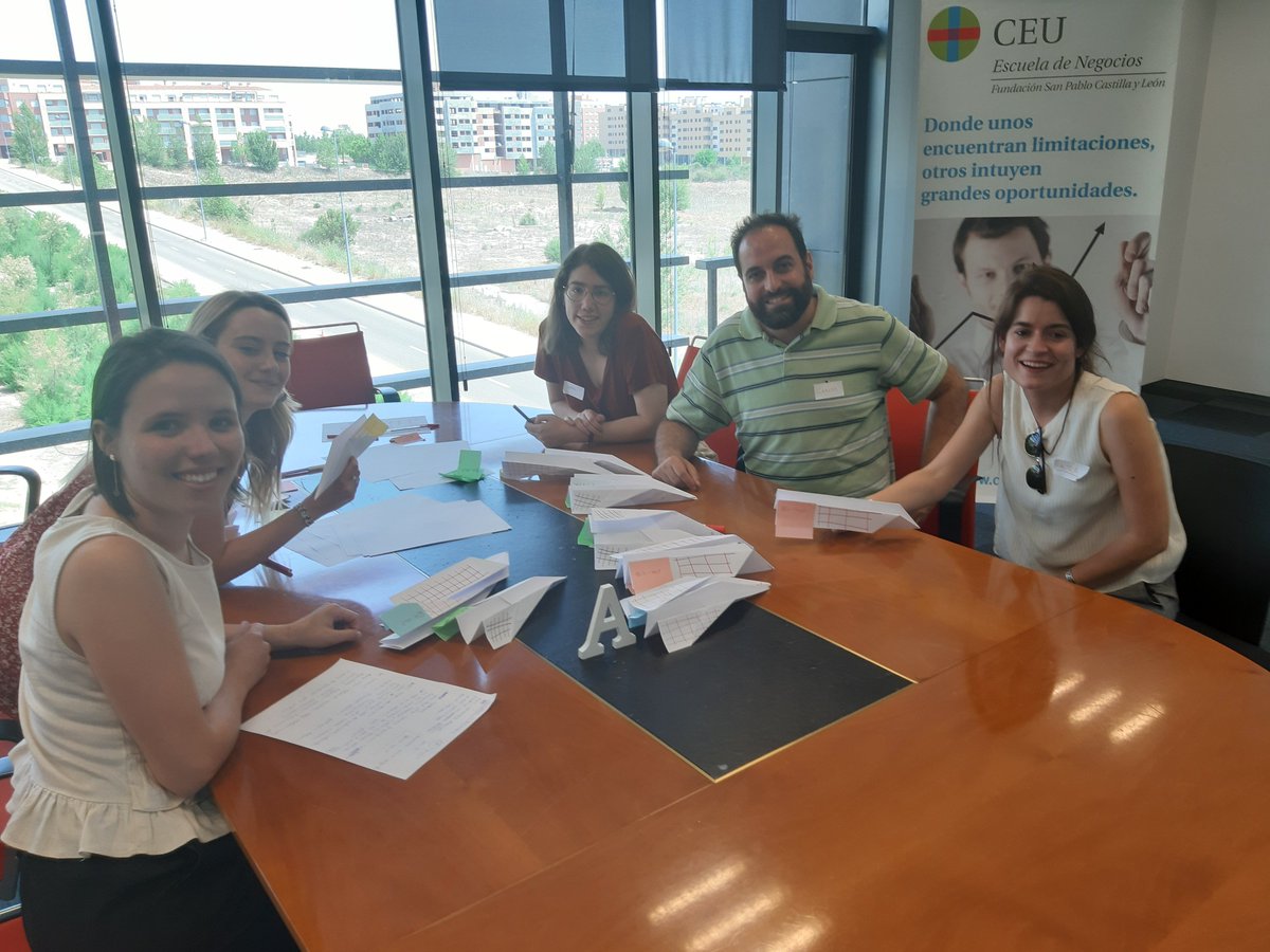 Durante estos días hemos estado trabajando en la primera fase de selección de los candidatos para la NOVENA edición de #GESTIDI. Talento de nuestra región para una difícil elección. <a href="/empresasjcyl/">Competitividad Empresarial JCyL</a>