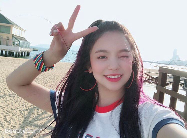 sFries9's tweet photo. [#HappyLinLinDay ❤️]
Happy birthday LinLin ✨❤️

#dearlinlin #cherrybirthdaylinlin https://t.co/BCnnVKvHYD