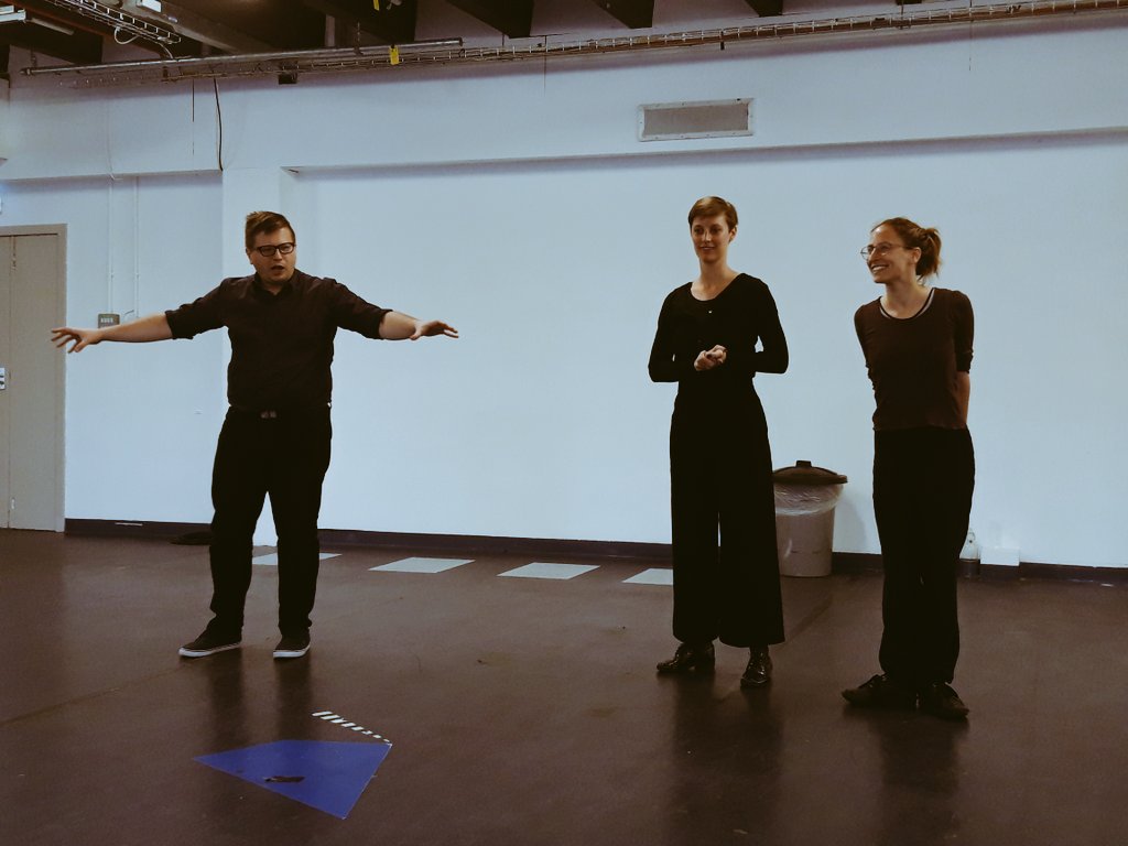 FabbriJulie's tweet photo. @boukjecnossen @Nicophile @JoelleBasque @ThijsW83 @PaulineFatien @n_a_thompson @meedenkmark @egosnet @CDCleuphana @TELUQ Huge thanks for this exceptional interactive time! The space creativity and organizing workshop is a wonderful liminal bubble to collectively explore the world of research #EGOS2019 #SCOworkshop #MOS https://t.co/zWdtOjfDww