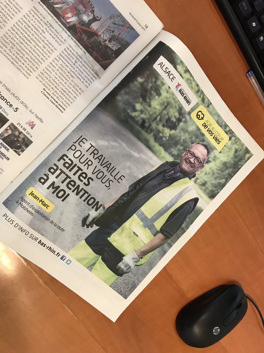 Elizinfograph's tweet photo. La belle #campagne de #com du #CD67 -avec des vrais agents dedans- dans le @20minutesstras aujourd’hui pour sensibiliser les usagers aux agents qui travaillent sur les routes... Retrouvez nos 6 agents cet été et faites attention à eux... et aux autres ! #CollTerr #dnainfos https://t.co/Ccot76Q1Nm