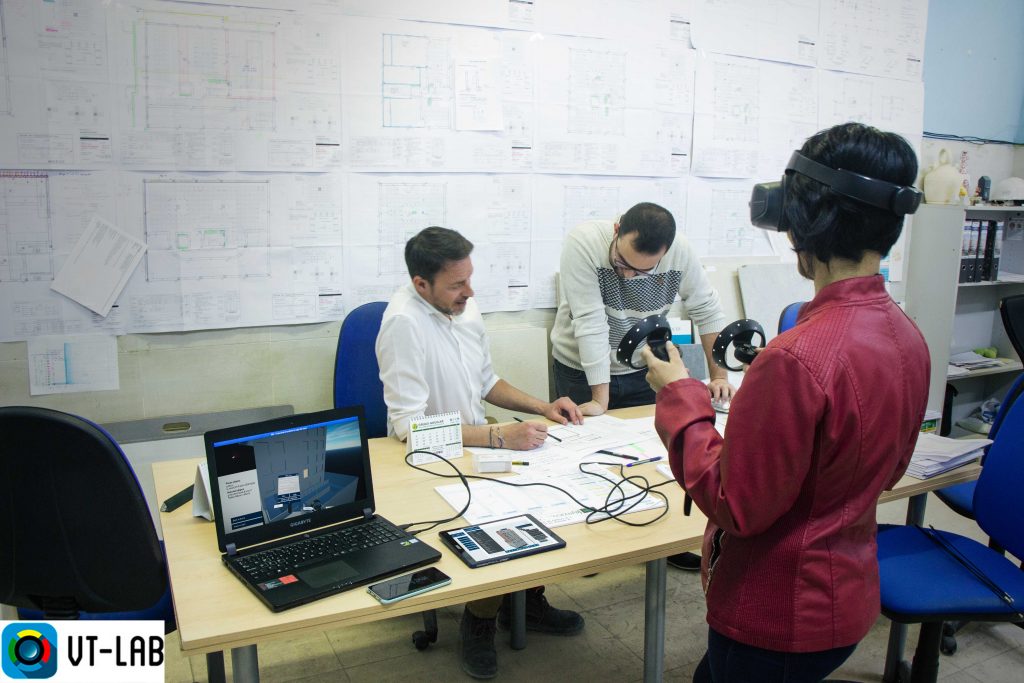 PECSA_'s tweet image. #virtualengineering | Aplicamos soluciones de #BIM+RV+RA y #WebVR de VT-Lab en la #construcción de la #promoción de viviendas MZ3
Gracias a David López, Marian Barranco, @visualtechlab y el equipo implicado en este Proyecto #LAB de #FundaciónPECSA 👏👏👏 vt-lab.com/pecsa-visualiz…