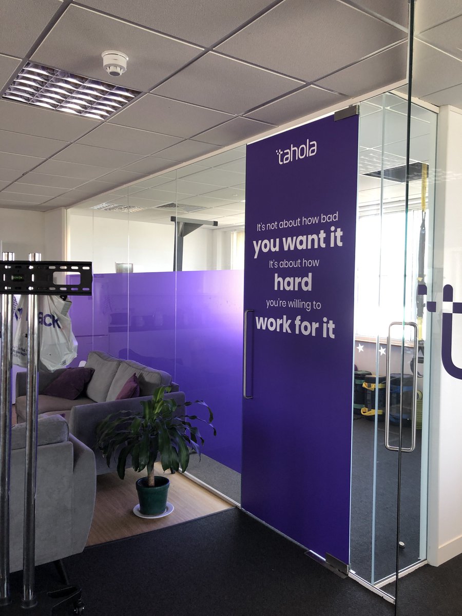 Vinyl Revolution tweet media