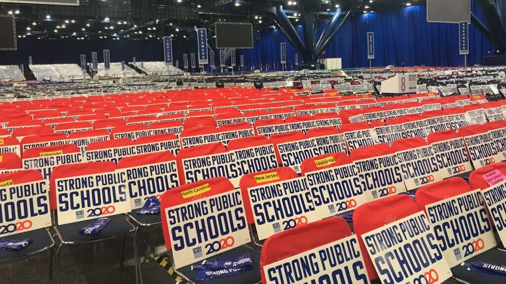 NEAToday's tweet photo. Are you as excited as we are for the #StrongPublicSchools 2020 Presidential Candidate Forum?! 

If you aren't at #NEARA19 to watch in person, tune in on the @EdVotes Facebook page at 3 PM ET. ⬇️ 
https://t.co/dG1nPJGuG0 https://t.co/E52YGbNCgw