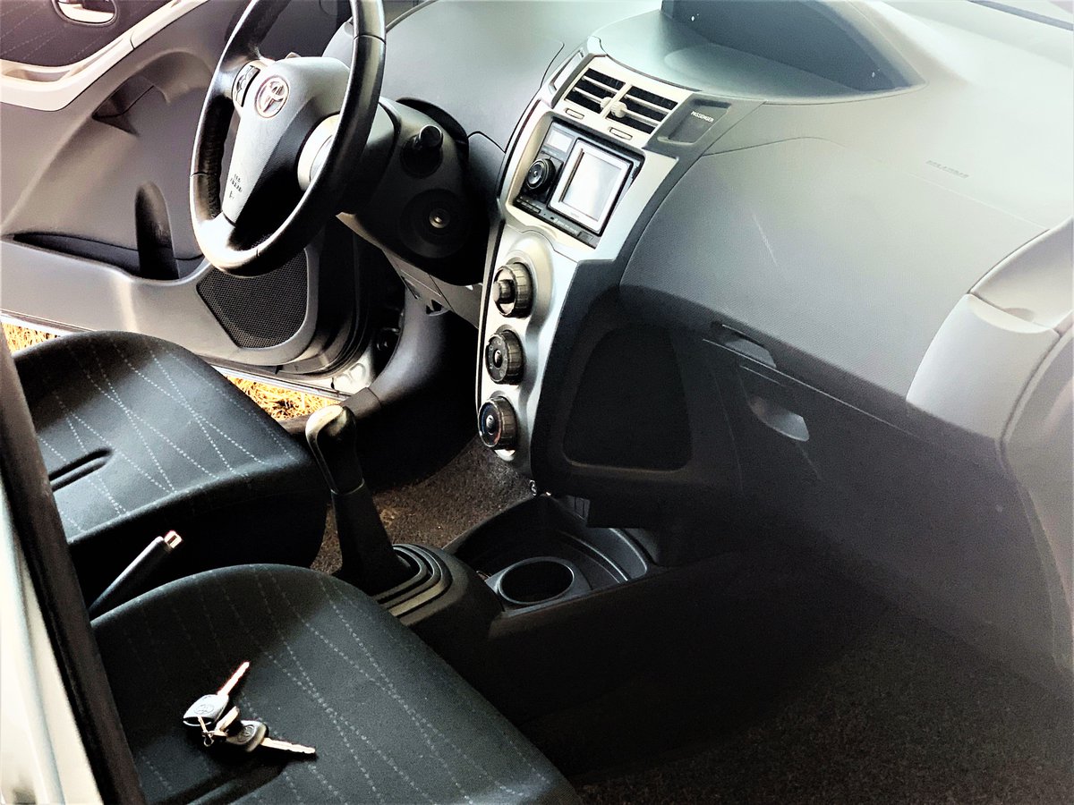 tangocargroup's tweet photo. #Toyota #Yaris Euro 3990 offerta valida solo fino a Sabato con 2 Anni di #GARANZIA. 
revisione valida e tagliando compreso nel prezzo!! 
Esaminiamo #permute !! 
Possibilità #Finanziamento anche senza acconto! 
0332 767639 
3493943508 Diego
#Biandronno #Varese #TangoCarGroup https://t.co/tGChXNvCxy
