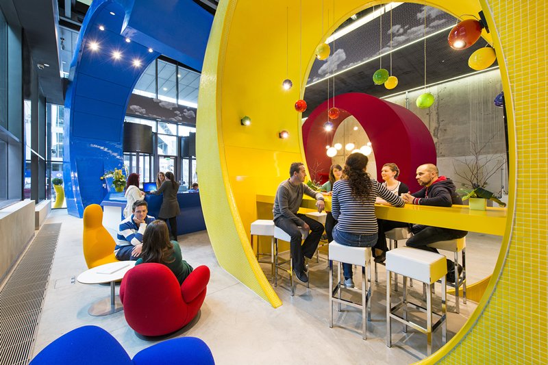 Highered_org's tweet photo. Good news! 😍 Google AdCamp is coming to Munich! 🍻 Don’t miss a great chance to dive deep into Google if you are fluent in German and English and want to know more about Google Ads! Read more about the benefits and apply now! 👉https://t.co/YaNuuxmNQG https://t.co/dO3AJicZw1