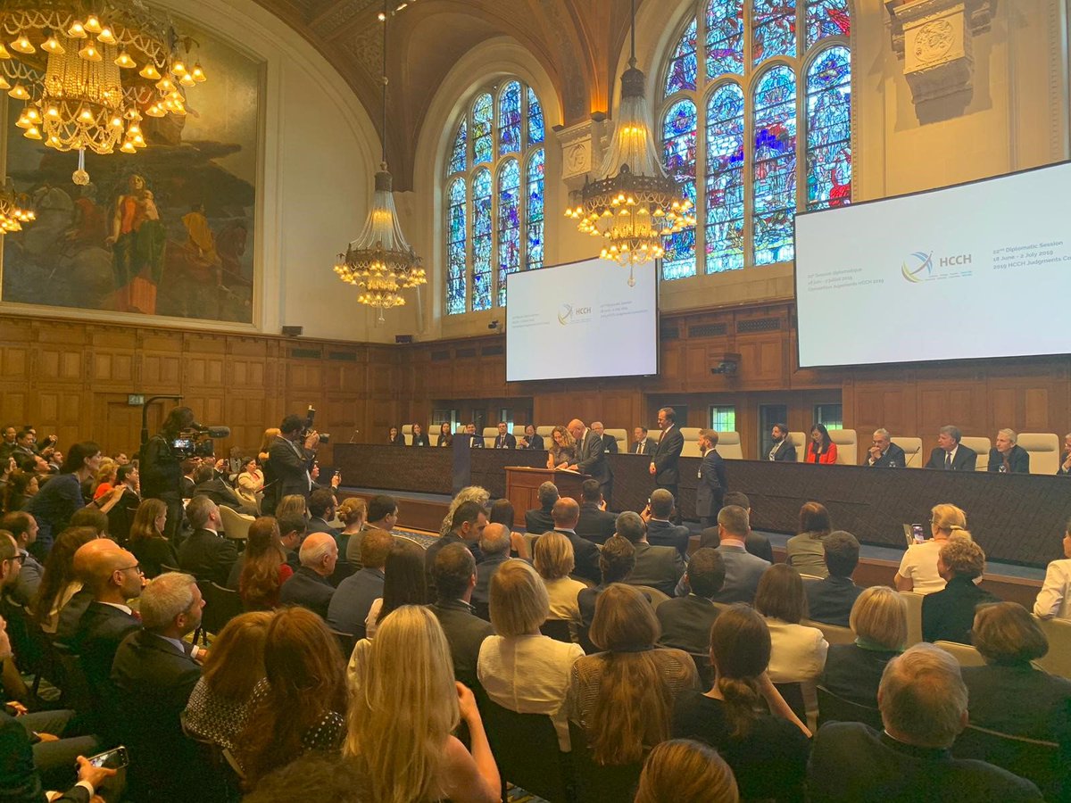 UNIDROIT tweet media