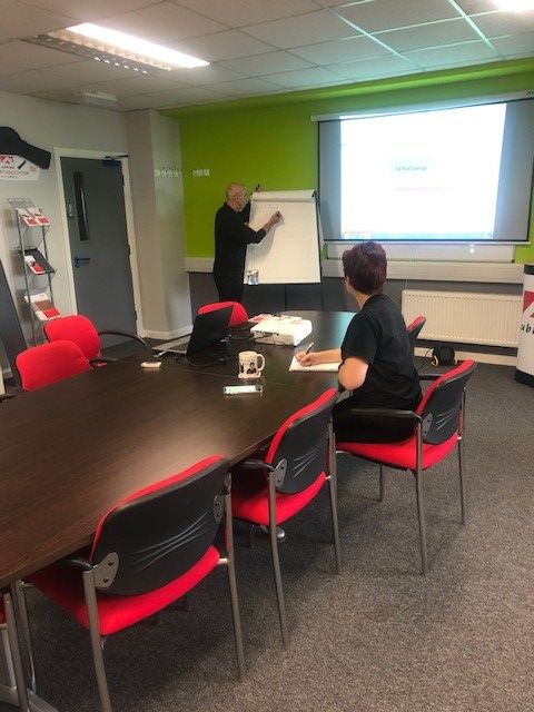 Ubbinkuk's tweet photo. At #Ubbinkuk we believe internal training is key to a
successful business and dedicate weekly sessions with our Technical Manager.
If you have any roofing requirements get in touch and we will be happy to help: https://t.co/G8ebGj060T
#training #ubbinkuk #fititforgetit https://t.co/FEYG0PexAD