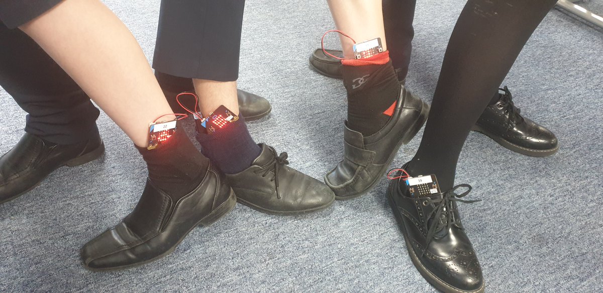 KennetSchool's tweet photo. In preparation for Sports Day today, some of our Year 8 pupils used microbits to make their own step counters. Lots of fun and laughter was had on the field, after a great coding session, testing them out! #KennetComputerScience https://t.co/msz2XzggqJ