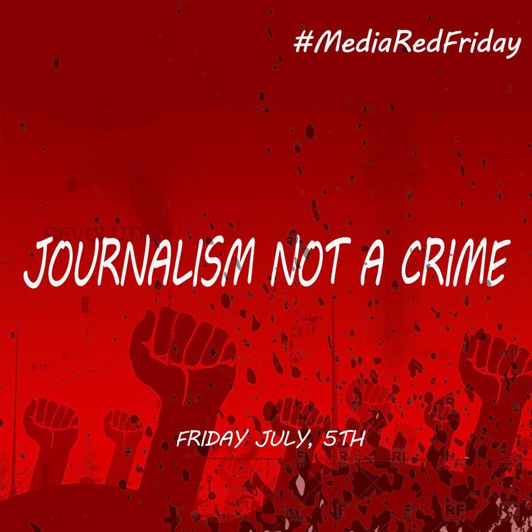 MacAntonio_kay's tweet photo. #MediaRedFriday
#dropthechamber 
#DropThatChamber 
#citizensnotspectators 
#2MillionGhanaiansMarch 
#Itwillnothappen https://t.co/r364w4CEpo