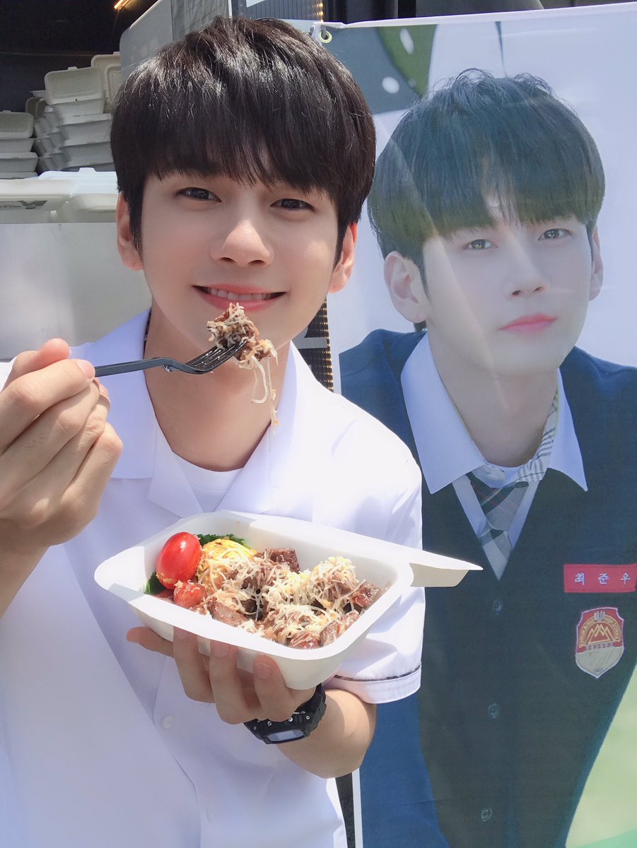 옹성우(ONG SEONG WU) tweet media
