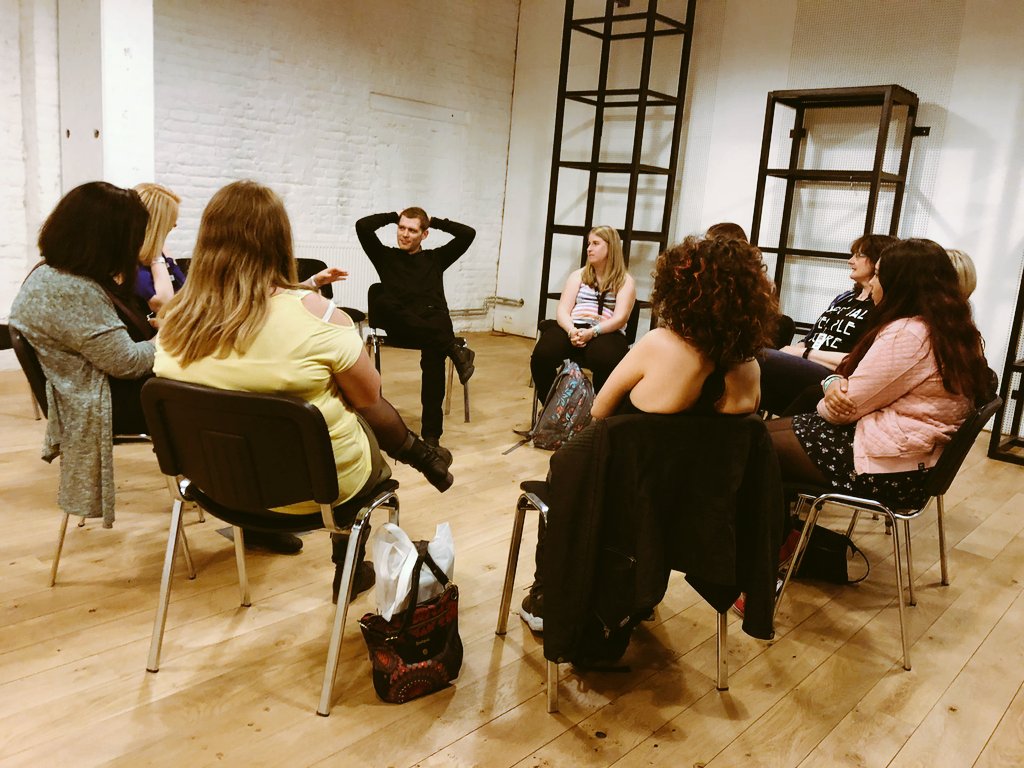 If you want to buy the digital photo of any of our past events, you can enter to any of our available shops and buy the product "Digital photo ops" checking the photo number from the gallery klzevents.com/Intro/photogal… Thank you! 😃💚