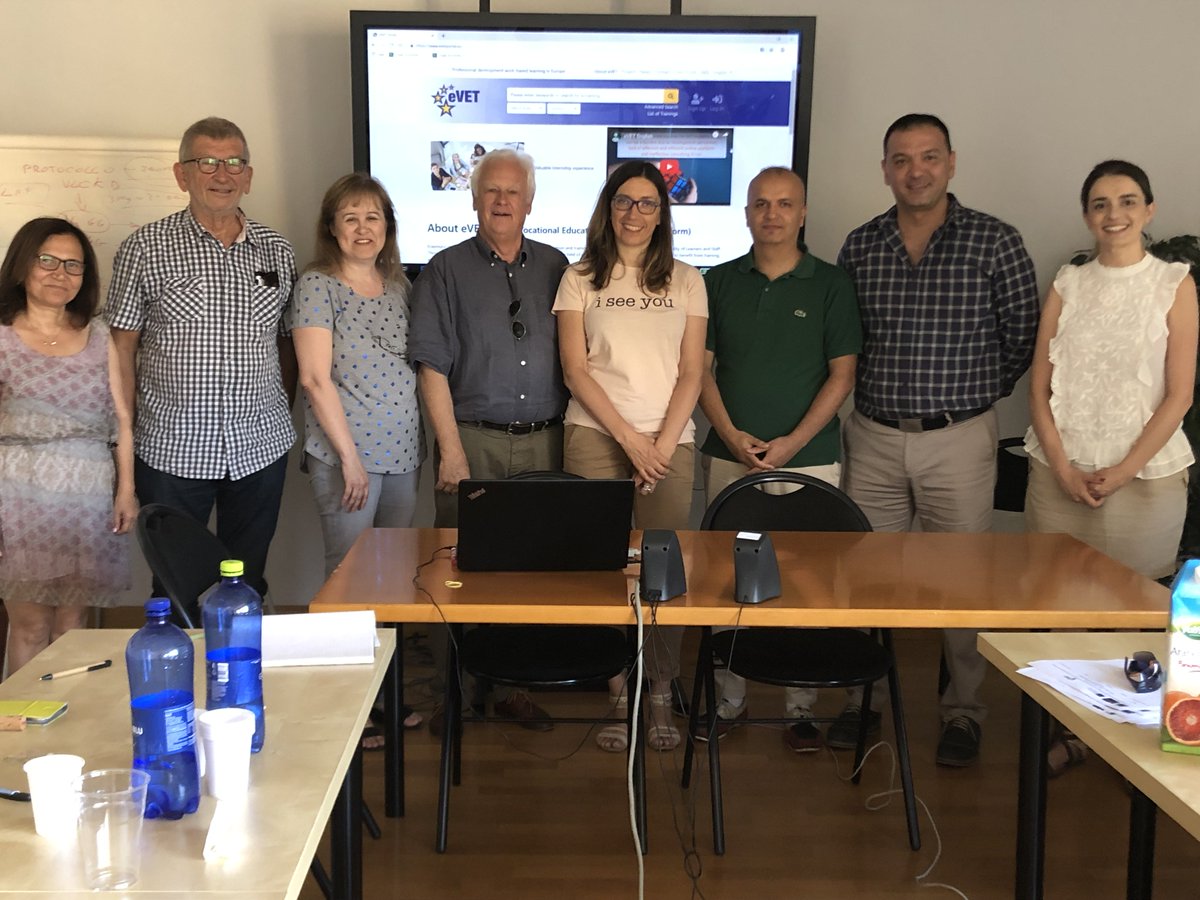 MIS_BOUN's tweet photo. AB Eğitim ve Gençlik Programları Erasmus+KA2 programı kapsamında TR Ulusal Ajansı'nın finanse ettiği ve İstanbul Valiliği AB ve Dış İlişkiler bürosu (https://t.co/SrQ669xMKS) tarafından yürütülen eVET Platform projesinin kapanış toplantısı 1-2 Temmuz'da Roma'da yapıldı. https://t.co/VCP3sVSYjm