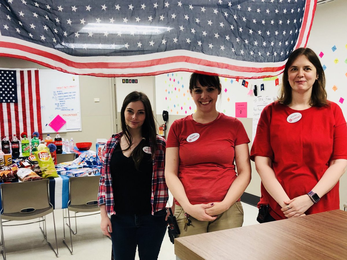 Bcan105's tweet image. Fourth of July fun for T0623! #bestteam #fourthfun #celebration @Maddog2898 @DuaneGriffith10 @KeonTarget