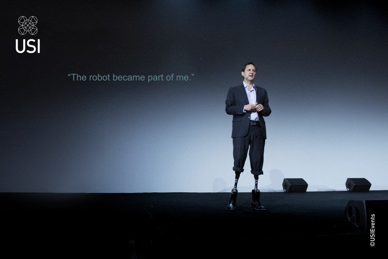 OctoMaroc's tweet photo. [#USI2019] Hugh Herr, l'homme bionique...👉 https://t.co/to7LqanYas
« La bionique va fondamentalement changer ce qu’est l’être humain et éliminer le handicap ». Et même augmenter l'Homme. Bienvenue dans le monde des cyborgs. https://t.co/V9huyrIX8Y