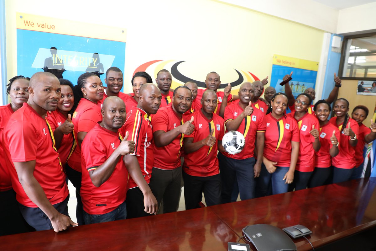 URSBHQ's tweet photo. Every scream, every drop of sweat we are all in with you on this one @UgandaCranes.
We are not blinking tonight until we #outroar the lions of Teranga.
Lets do this boys✊
#UGASEN #TotalAFCON201 #Cranes #Senegal
@BemanyaT https://t.co/7A4mEudKQU
