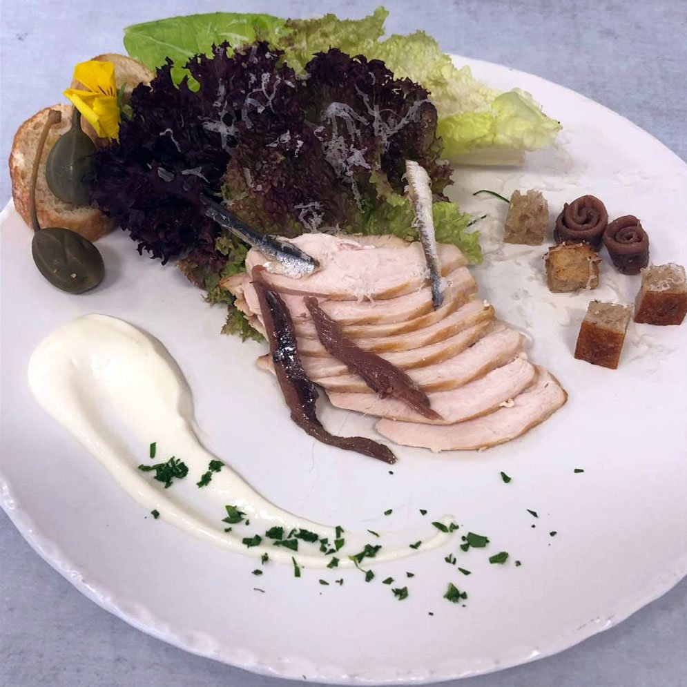 ForknspoonTania's tweet photo. It was a pleasure learning from the best. chefian Plates cooked and styled by tanianijhawan at the #lecordonbleulondon
Call us: 098718 25252 or 
mail us at: arjun@nijhawangroup.com for more details
.
.
#london #lecordon #lecordonbleu #lecordonbleustudent https://t.co/MgqcBS9wde