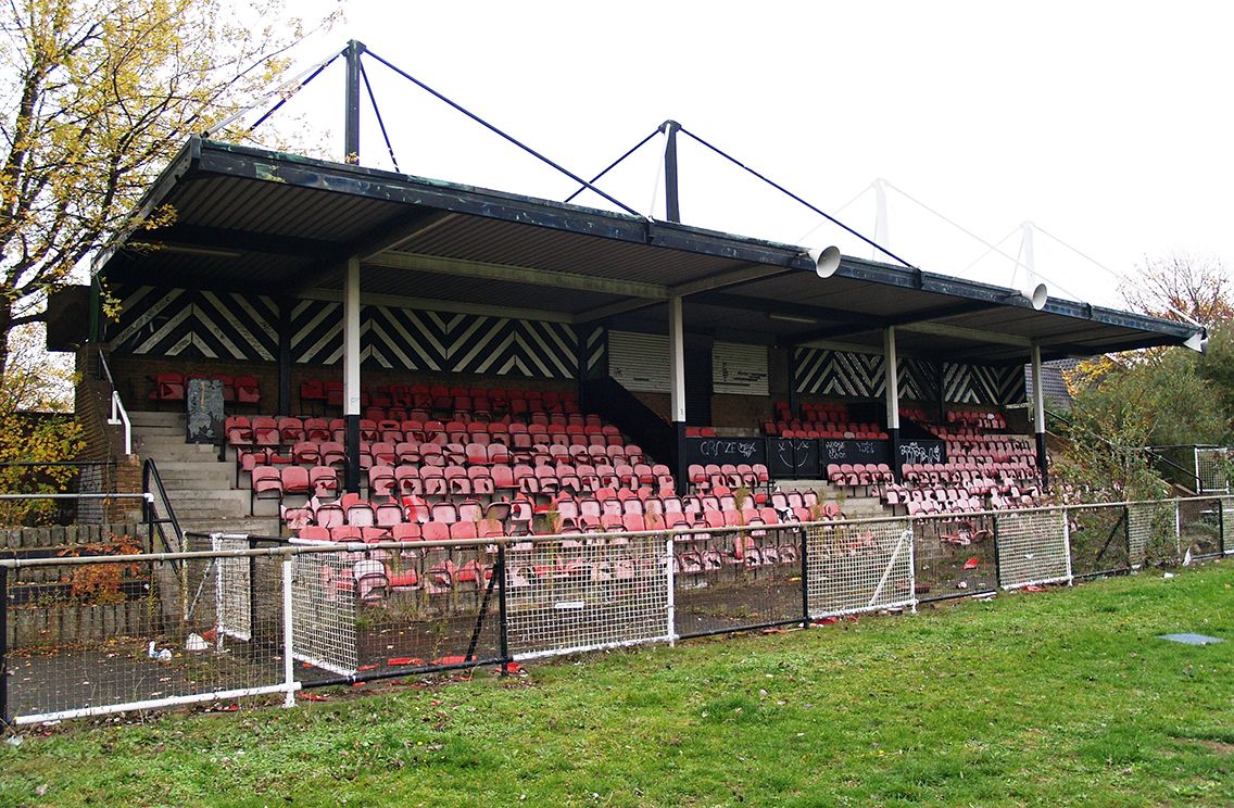 ArchisVolume's tweet photo. On the impact of gentrification on inner-city football clubs of London, heartbeat of local communities and their struggle with investors and developers, as the land they occupy has an excedential real estate value.
#volume55 #urbanism #football #London
https://t.co/ntX1hS2bMX https://t.co/GCmrvTiiBF