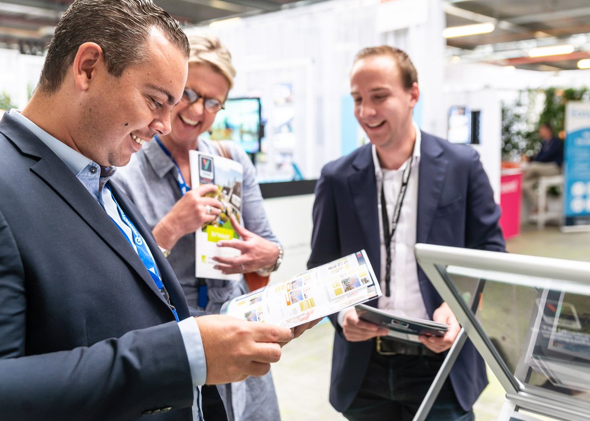 NeVaConNL's tweet photo. De 2019 editie is alweer twee weken geleden! Wat vliegt de tijd, maar wij blijven nog even nagenieten. Bekijk de foto's om een algemene indruk van het vastgoedcongres van het jaar te krijgen: https://t.co/fjolwwim6Q

 #vbo #vastgoed #event #beurs #makelaar https://t.co/3MCNf3sKLy