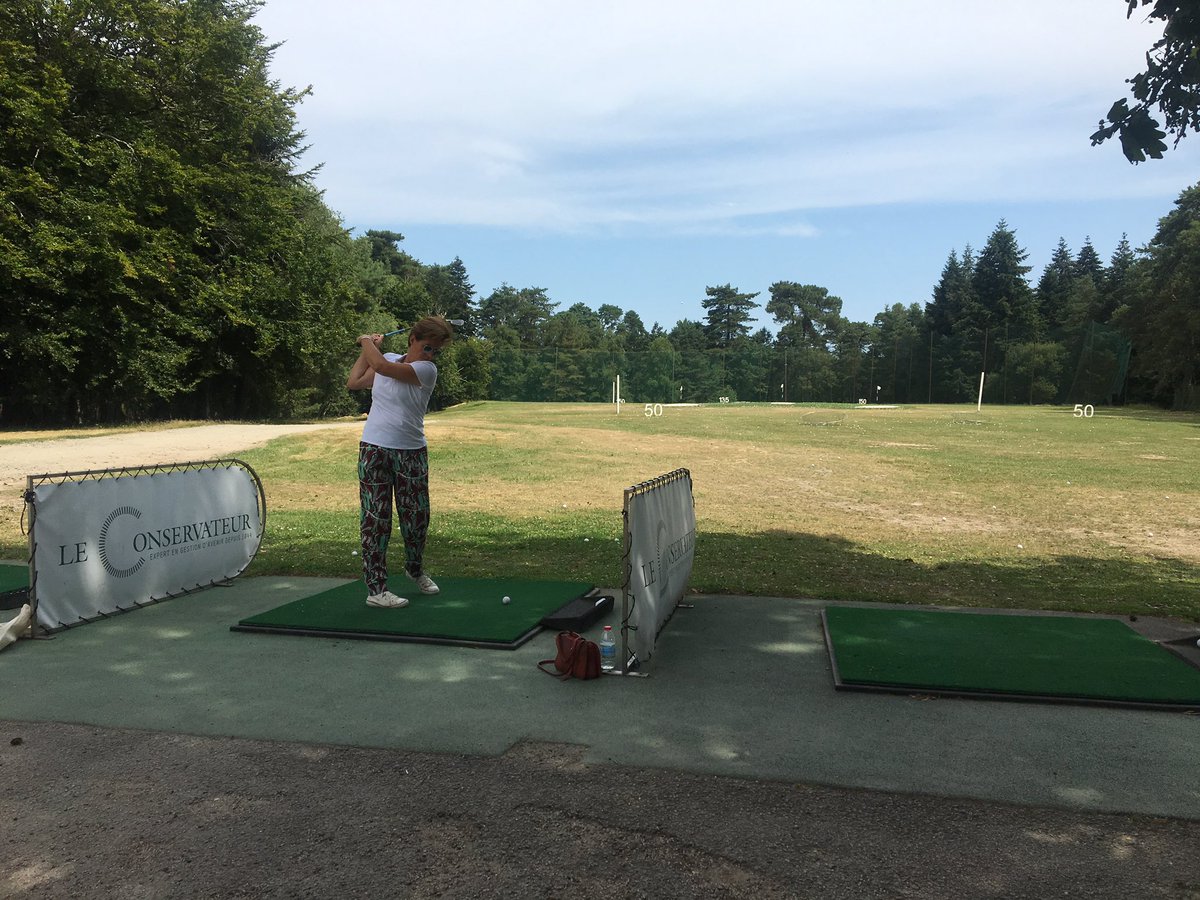 hmore44's tweet photo. Initiation au golf dans le cadre de la 7ème édition du #MarcelTrophy ☀⛳ L'occasion de rassembler comme chaque année les clients et partenaires de @Efficonnect, @pogotango_fr, @comcafeine et pour la première fois, @EnjoyYourBiz ! #golf @EWD_group #enjoyworkingdifferently https://t.co/Rjz50cmZTA