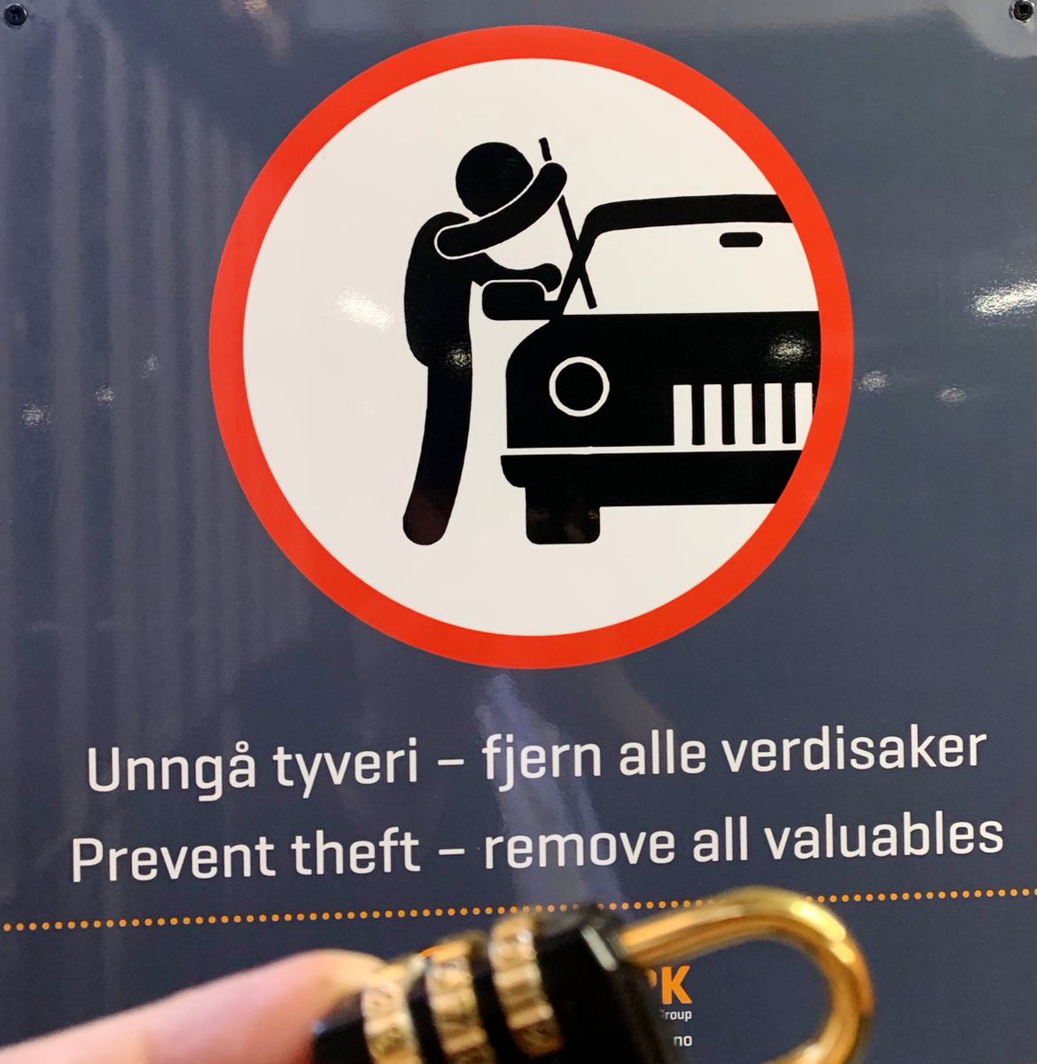 Greit tips👍

Ikke legg #verdisaker synlig i bilen.

#brukhue i forkant og mindre tid på å rydde opp etter insidenter👍

#hengelås
