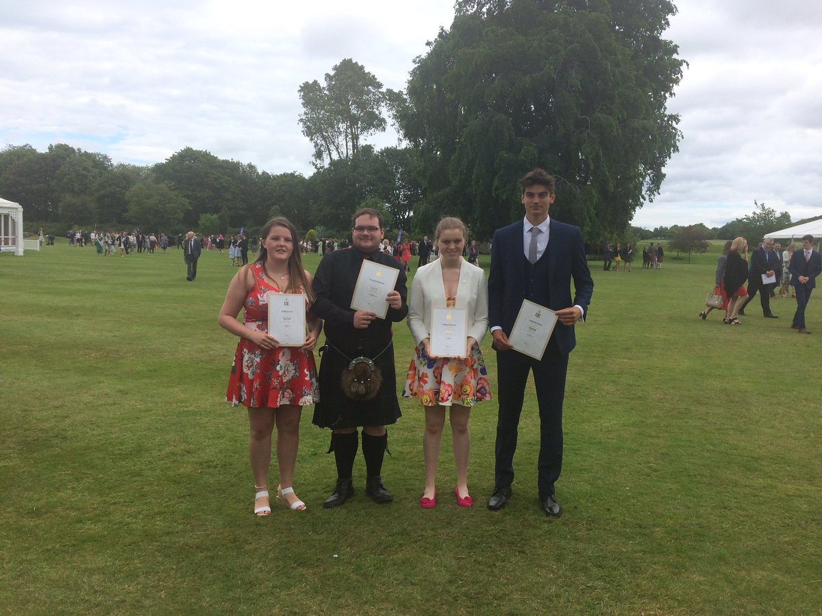 Congratulations to our Gold D of E pupils who received their Award at Holyrood Palace today.
#Lomondschool#iamdofe#determination#adventure