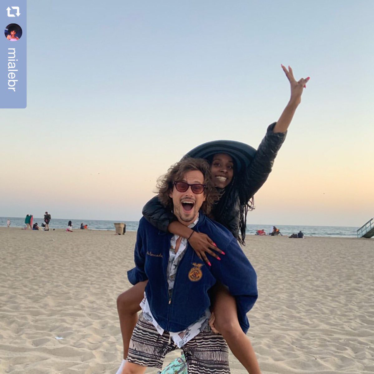 Matthewgraygublerjpn Instagram どの国のどの場所へ行こうとブレないテンションと最高でかっこよくてかわいい笑顔のマシューとファンの方が写っているお写真を こそこそ見るのがいつも好きです Mialebrさんの写真 T Co 4wou8wn8cq Matthewgraygublerjpn Instagram どの国のどの場所へ行こうとブレないテンションと最高でかっこよくてかわいい笑顔のマシューとファンの方が写っているお写真を こそこそ見るのがいつも好きです Mialebrさんの写真 T Co 4wou8wn8cq