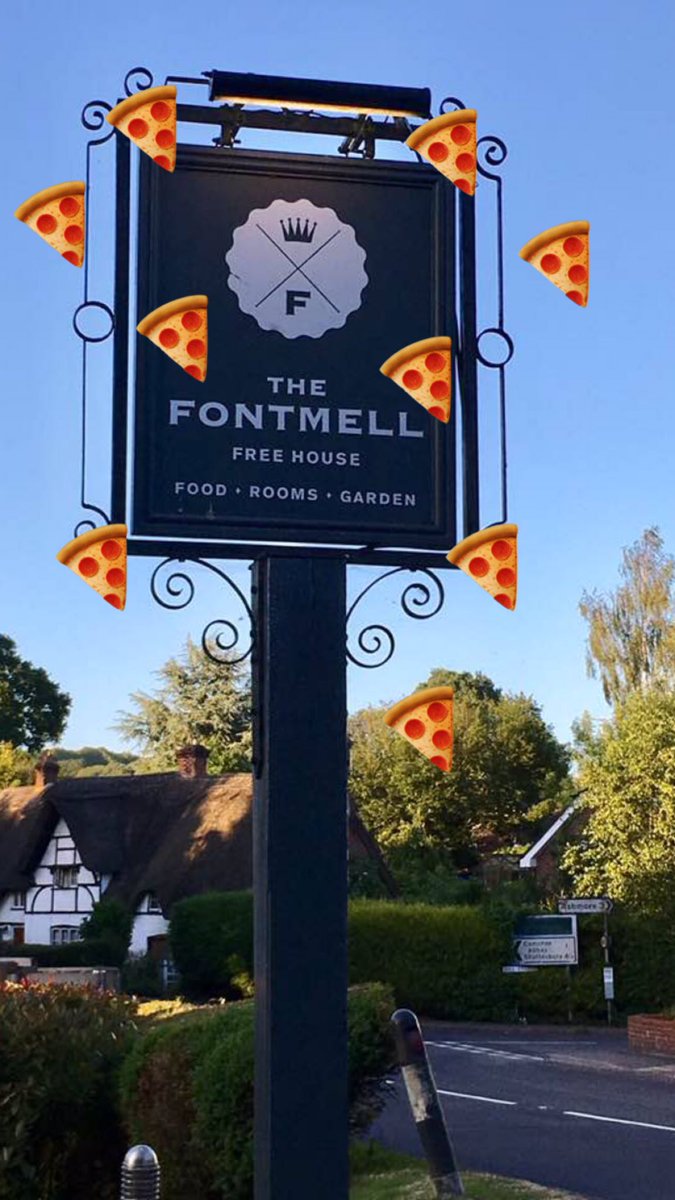 #PizzaFriday Inbound ~ Forecast at <a href="/TheFontmell/">The Fontmell</a> 
#Pizza #Pizza #Pizza 🍕 

Join us from 5 pm with family &amp; friends, start your weekend with us... 

#pizzafriday #fontmell #loveyourlocal #eatlocal #drinklocal RT