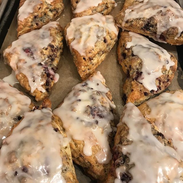 tableraleigh's tweet photo. Chef Andrew back at it again... Fresh Local and Sweet BlackBerry Scones with a Lemon Glaze! We are open till 2! See you at the Table! #tableraleigh #tableteam #raleigh #raleighnc #nonprofit https://t.co/CNL1wkutlJ