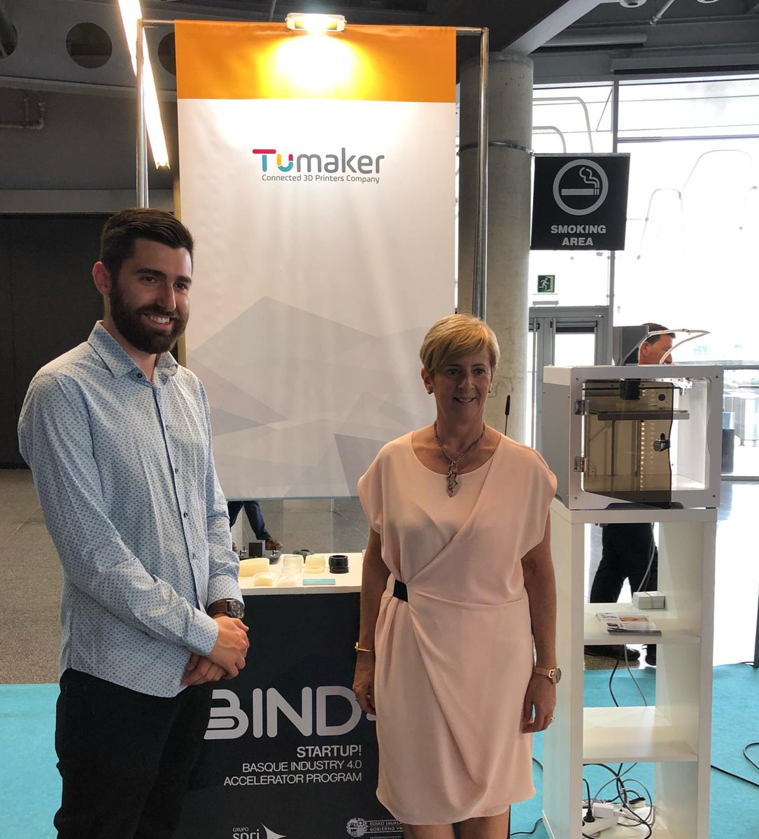 Tumaker3D's tweet image. Hoy nos encontramos en el Palacio Euskalduna de Bilbao, presentando el trabajo realizado con CAF en el Demo Day del @bind40 ¡Ha sido un placer haber podido formar parte de esto! #DemoDayBind40 #Bind40