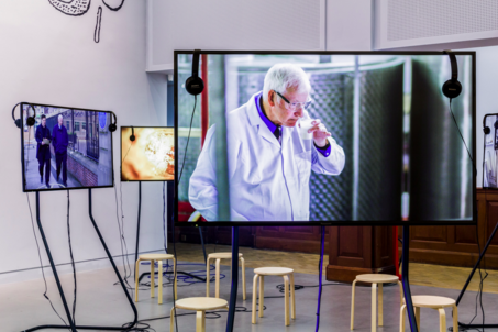 KitMapper (@kitmapperhq) on Twitter photo Fans of @The_Tetley in #leeds can learn about its 90s takeover via dramatised video installation by <a href="/_RehanaZaman/">Rehananana 🇵🇸🇵🇸🇵🇸</a> @ #yantantether in #huddersfield
Opening this Saturday 6th bit.ly/2Yver2g
<a href="/LeedsMuseums/">Leeds Museums & Galleries</a> <a href="/LeedsArtsUni/">Leeds Arts Uni</a> <a href="/LeedsArtGallery/">Leeds Art Gallery</a> <a href="/cr8tivekirklees/">Creative Kirklees</a> <a href="/ace_thenorth/">Arts Council England, North</a> Fans of @The_Tetley in #leeds can learn about its 90s takeover via dramatised video installation by <a href="/_RehanaZaman/">Rehananana 🇵🇸🇵🇸🇵🇸</a> @ #yantantether in #huddersfield
Opening this Saturday 6th bit.ly/2Yver2g
<a href="/LeedsMuseums/">Leeds Museums & Galleries</a> <a href="/LeedsArtsUni/">Leeds Arts Uni</a> <a href="/LeedsArtGallery/">Leeds Art Gallery</a> <a href="/cr8tivekirklees/">Creative Kirklees</a> <a href="/ace_thenorth/">Arts Council England, North</a>