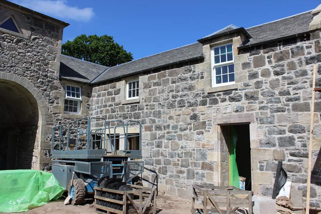 JuniperProjects's tweet image. Still work in progress, but here's a before and after of Polmaise Stable at Gartur Estate, Cambusbarron.