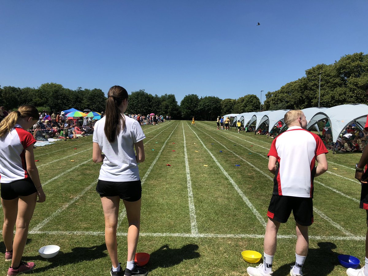 BMS_SP0RT's tweet photo. Our athletes helping out and cheering on the boys and girls @PilgrimsPrePrep Sports Day @BedfordModern. https://t.co/YkVf9TH6iU