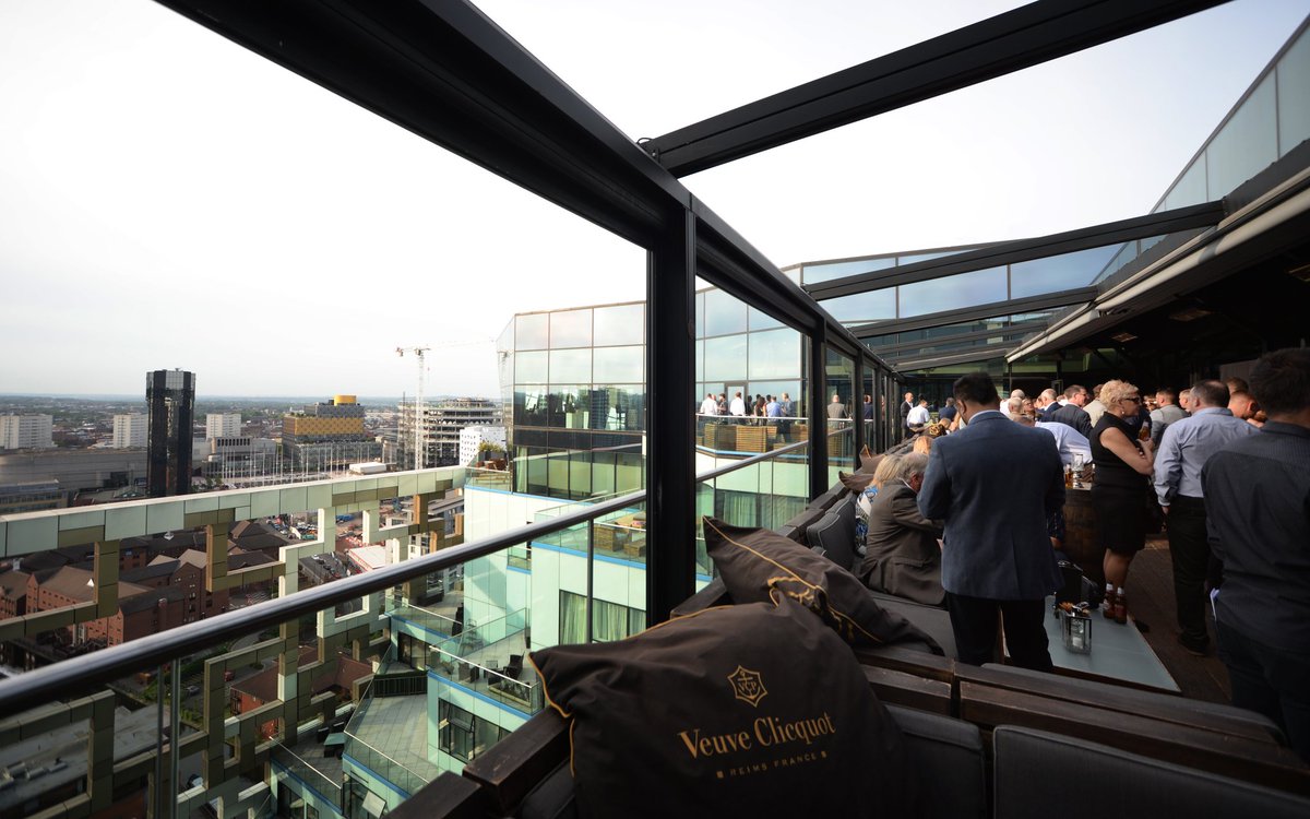 AllianceLeisure's tweet photo. What an amazing night we shared last night with friends, family, colleagues and partners. We're so lucky to have worked with such fantastic people over the last 20 years.💓🎉🥂

#PartyOnThe25thFloor #WorkHardPlayHarder #PartyWithaView #TransformingLeisure https://t.co/PtJtsEZd1M