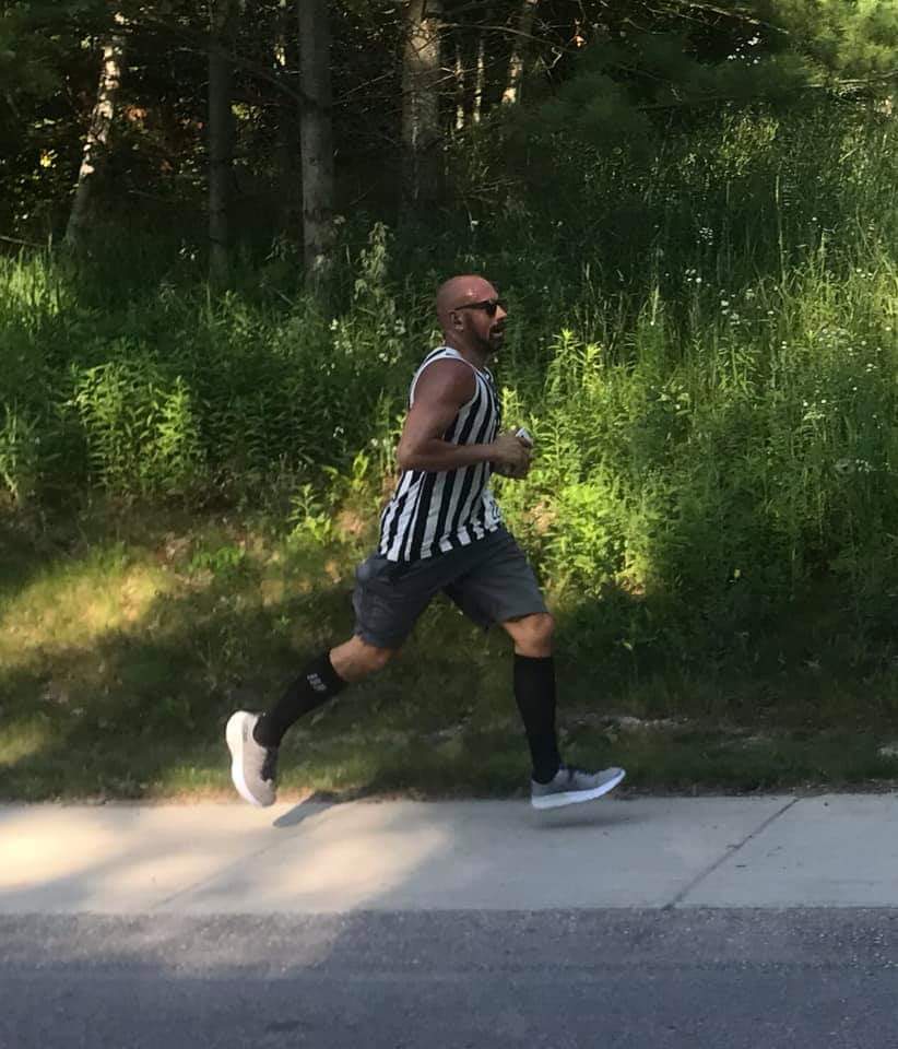 MattCrigg's tweet photo. Best 4th in the north 10k. First place finisher ๐๐ฅ Hope you all had a happy and safe 4th of July. Thank you @martyhoran144 for the socks. #Merica #itsalifestylenotadiet #puremichigan #fifelake #hokaoneone #hoka https://t.co/dik8hOsFx3